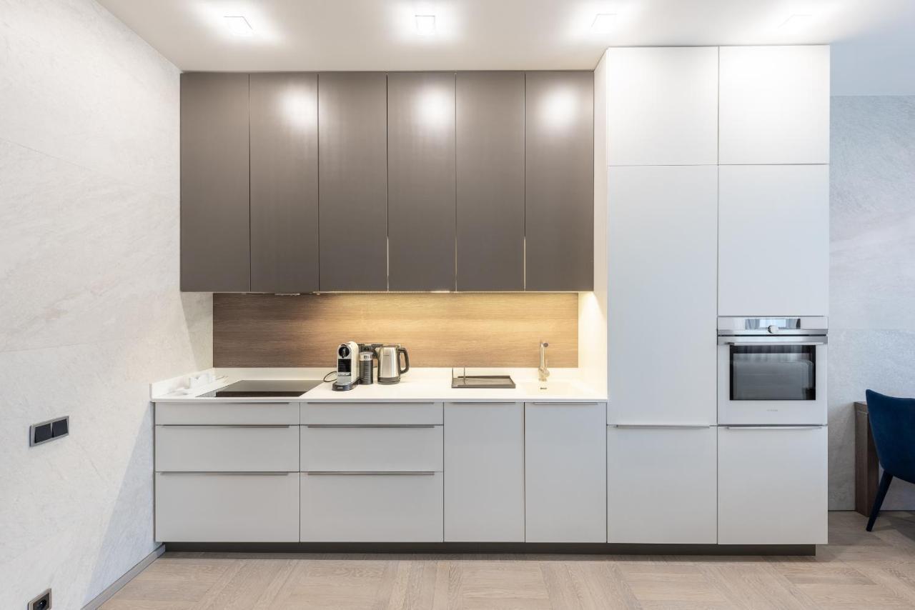 Appartamento New Luxury Apt With Ac&Parking In The Center Of Praga Esterno foto