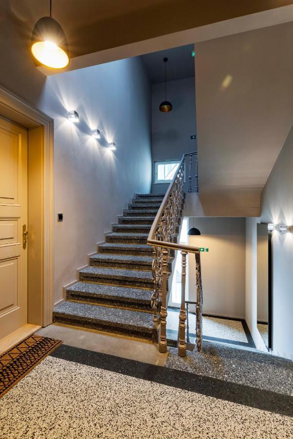 Appartamento New Luxury Apt With Ac&Parking In The Center Of Praga Esterno foto